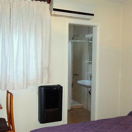 Hotel Miceli Bragado Quarto foto